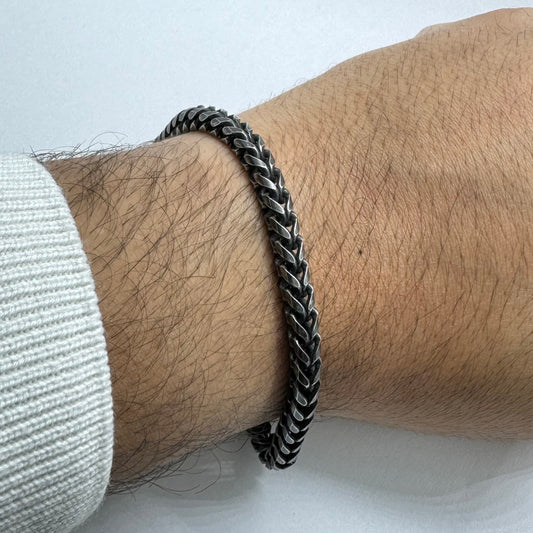 3D Black bracelet